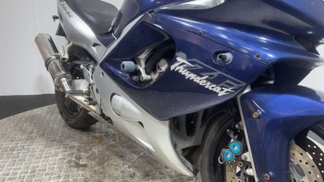 Yamaha Yzf 1996 Thundercat YZF 600CC 19