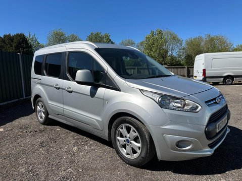 Ford Tourneo Connect TITANIUM TDCI 8