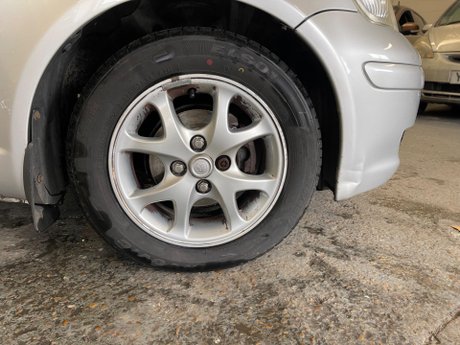 Toyota Yaris 1.3 VVT-i T Spirit 5dr 19