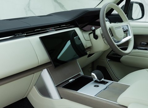 Land Rover Range Rover P460e Autobiography LWB 20