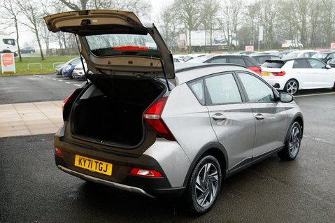 Hyundai BAYON T-GDI SE CONNECT DCT MHEV 34