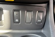 Dacia Duster LAUREATE DCI…AUTOMATIC .1 PREVIOUS OWNER..7 SERVICES..SAT NAV..LEATHER.. 13