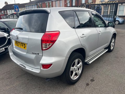 Toyota Rav4 2.0 XT-R 4WD 5dr 6