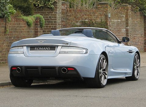 Aston Martin DBS Volante 5