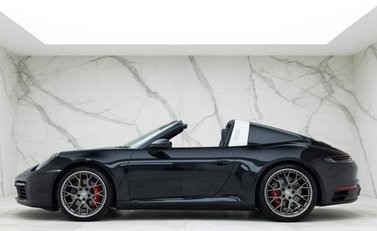 Porsche 911 Targa 4S (992) 4