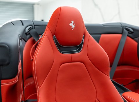 Ferrari Portofino M 14