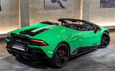 Lamborghini Huracan LP 640-4 EVO SPYDER 60th Anniversary Edition 4