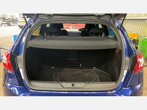 Peugeot 308 1.2 PureTech GT Line Euro 6 (s/s) 5dr 10