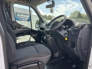 Vauxhall Movano R3500 L2 145 ps Dropside Truck with PH FV500 Swing Lift 14