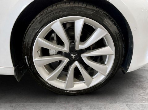 Tesla Model 3 Standard Range Plus Saloon 4dr Electric Auto RWD (241 bhp) 10