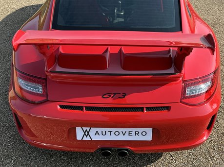 Porsche 911 GT3 33