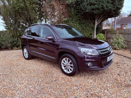 Volkswagen Tiguan 2.0 TDI BlueMotion Tech SE DSG 4WD Euro 5 (s/s) 5dr 4