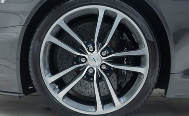 Aston Martin DBS V12 28