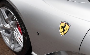 Ferrari 812 Superfast 25