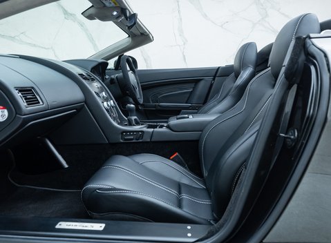 Aston Martin V12 Vantage S ROADSTER 16