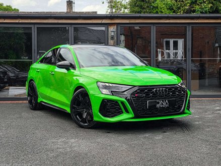 Audi RS3 2.5 RS 3 Carbon Black TFSI Quattro Semi-Auto 4WD 4dr