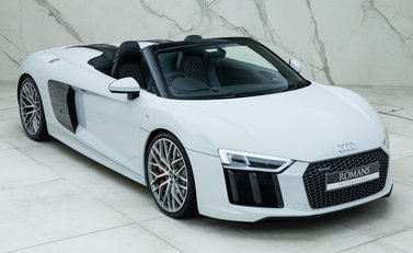 Audi R8 V10 Spyder 11