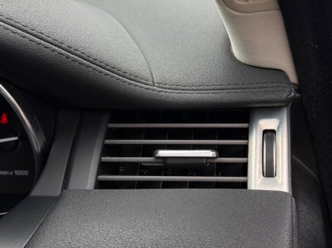 Land Rover Range Rover Evoque 2.2 SD4 Pure Auto 4WD Euro 5 (s/s) 5dr 79