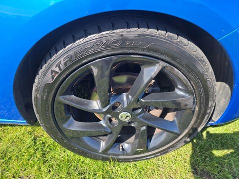 Vauxhall Adam 1.2i ecoFLEX ENERGISED Euro 6 (s/s) 3dr 34