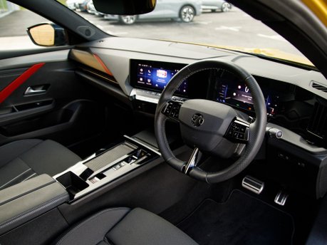 Vauxhall Astra GS LINE PHEV