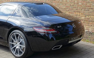 Mercedes-Benz SLS AMG 9