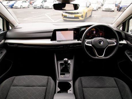 Volkswagen Golf LIFE TSI