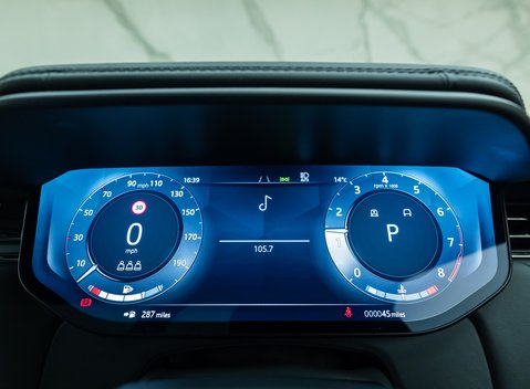 Land Rover Range Rover Sport P635 SV EDITION ONE 26