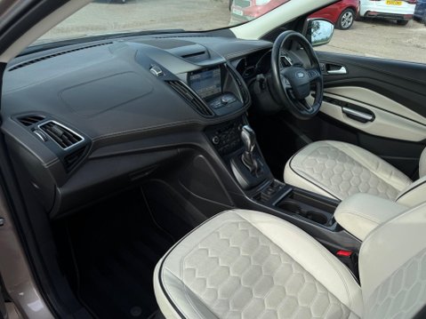 Ford Kuga 2.0 TDCi Vignale Powershift AWD Euro 6 (s/s) 5dr 23