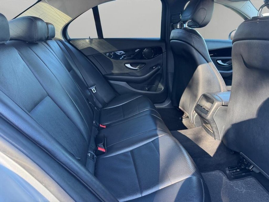 2015 Mercedes-Benz C Class — image 44