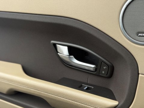 Land Rover Range Rover Evoque 2.2 SD4 Pure Tech Auto 4WD Euro 5 (s/s) 5dr 67