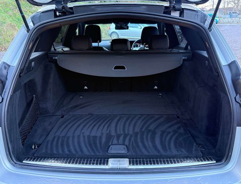 Mercedes-Benz E Class 2.0 E 220 AMG Line Night Edition Premium D Auto 5dr 50