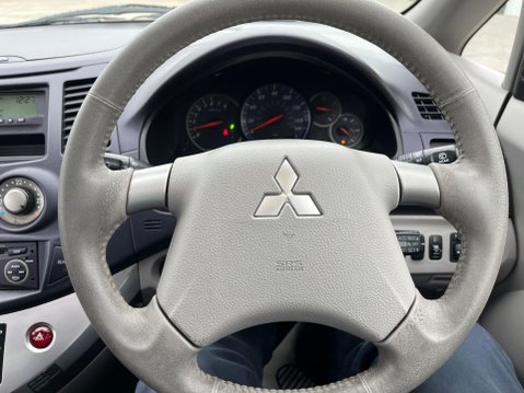 Mitsubishi Grandis 2.4 Elegance 5dr 17