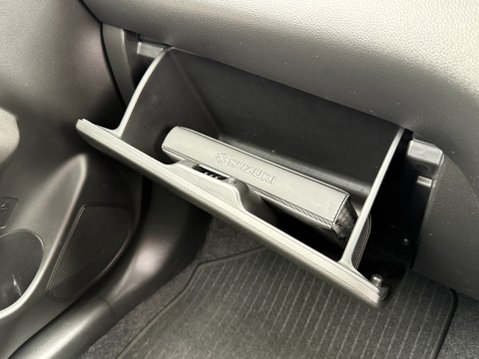 Suzuki Swift SZ-L DUALJET MHEV 47