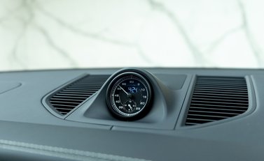 Porsche Macan GTS 18