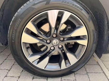 Vauxhall Grandland X 1.2 Turbo GPF Sport Nav SUV 5dr Petrol Auto Euro 6 (s/s) (130 ps) 10