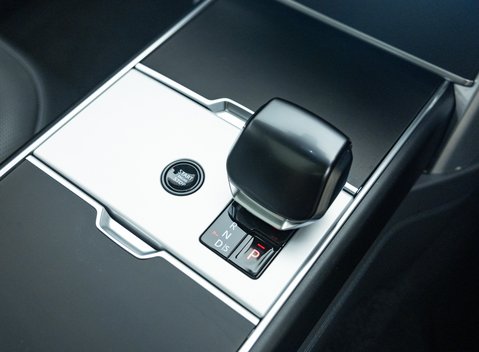 Land Rover Range Rover P615 SV 35