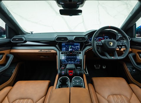 Lamborghini Urus S 21