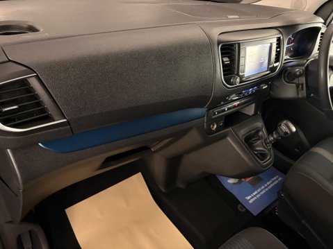 Peugeot Traveller 1.5 BlueHDi Active Standard MPV 5dr Diesel Manual MWB Euro 6 (s/s) (120 ps) 27