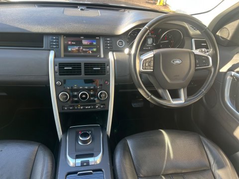 Land Rover Discovery Sport TD4 HSE 32