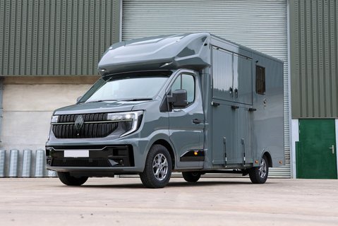 Renault Master 2026 Brand new 3.5 ton  AUTOMATIC Stallion build WITH REAR BED OPTION   1