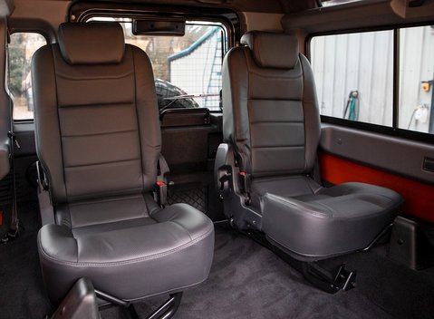 Land Rover Defender 90 Adventure Edition 13