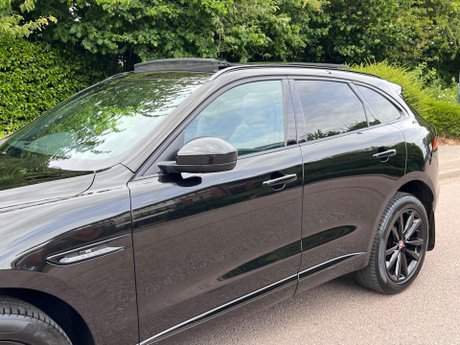 Jaguar F-Pace 2.0 D180 Chequered Flag Auto AWD Euro 6 (s/s) 5dr 15