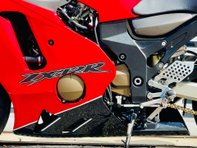 Kawasaki ZX ZX12-R 26