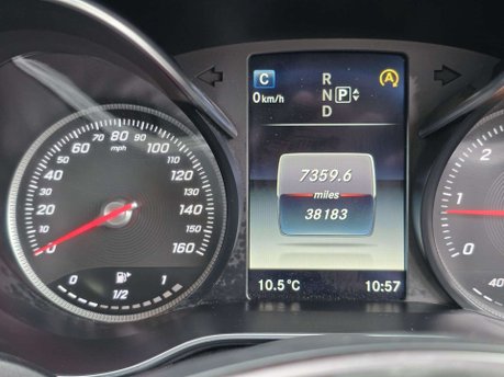 Mercedes-Benz C Class 2.1 C220 BlueTEC Sport Saloon 4dr Diesel G-Tronic+ Euro 6 (s/s) (170 ps) 35