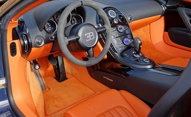 Bugatti Veyron Grand Sport Vitesse 12