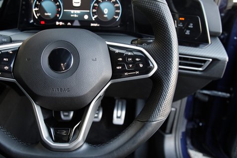 Volkswagen Golf R-LINE TSI 20