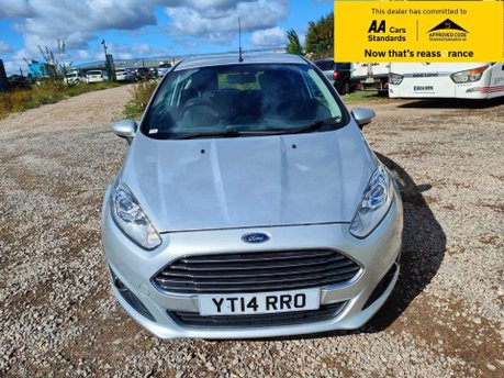 Ford Fiesta 1.0T EcoBoost Zetec Euro 5 (s/s) 3dr 3