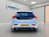 Volvo V40 2.0 T2 R-Design Euro 6 (s/s) 5dr 9