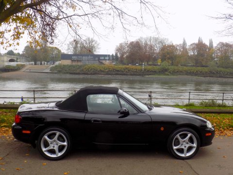Mazda MX-5 S-VT SPORT 5