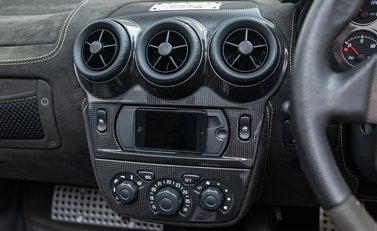 Ferrari F430 SCUDERIA SPIDER 16M 23